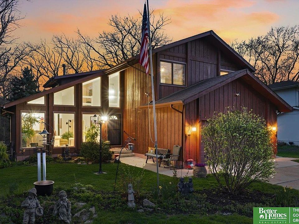 1st image of 16247 Wood Dr