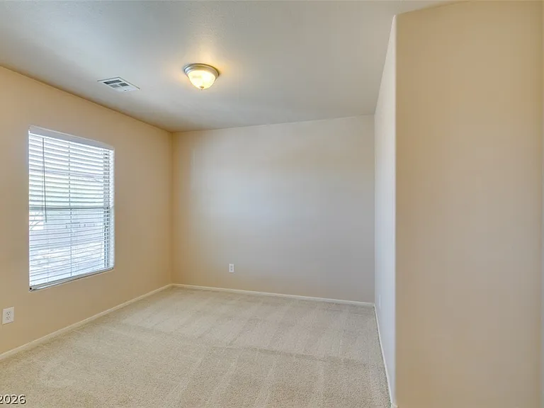 186 Gilliflower Ave #0 — Photo 27