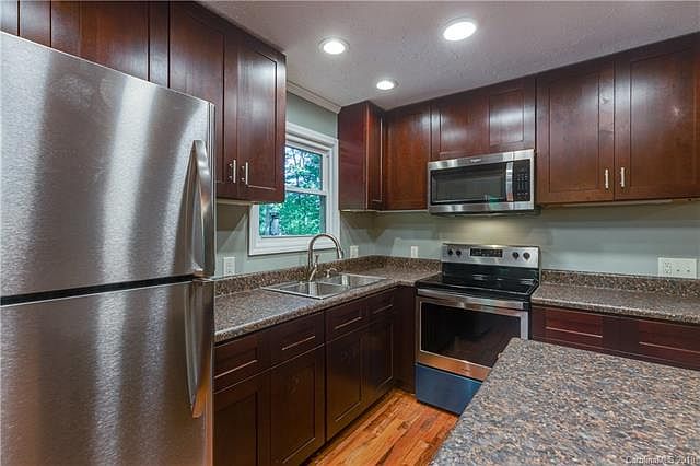1st image of 154 Lister Ln