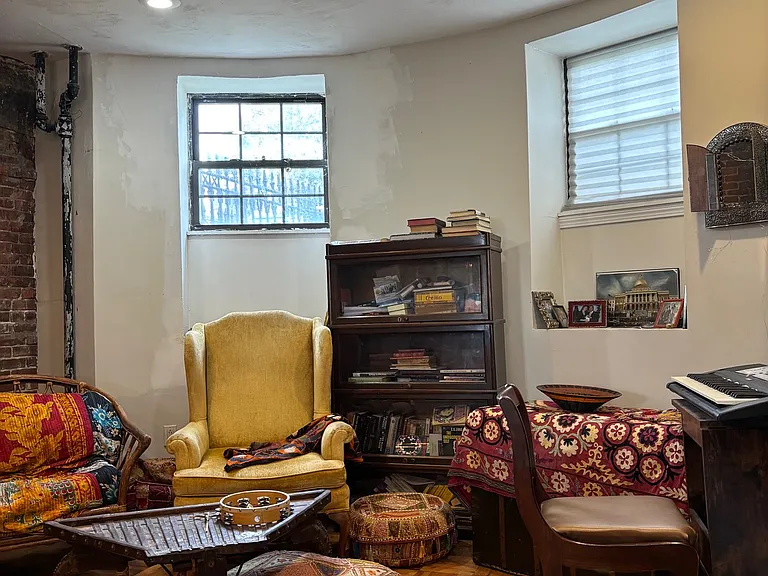 193 Webster St #B — Photo 5