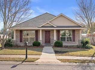 319 Bloomsbury Ave, Fairhope, AL 36532