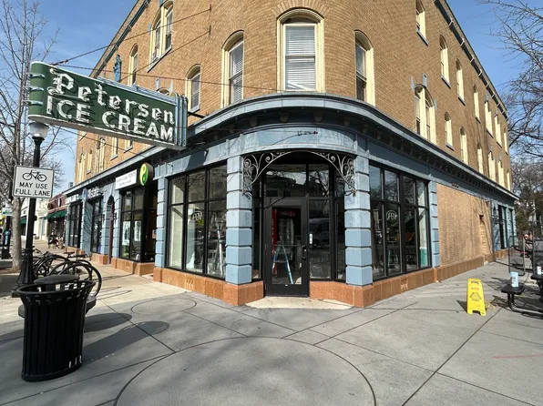 1104 Chicago Ave #7, Oak Park, IL 60302