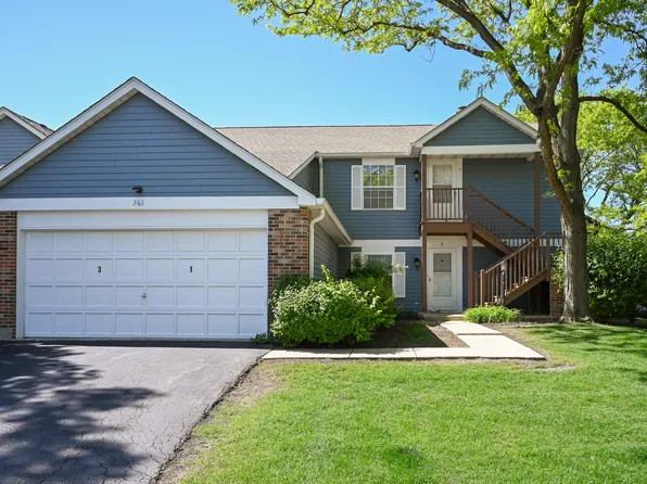 363 Pembroke Ln, Glen Ellyn, IL