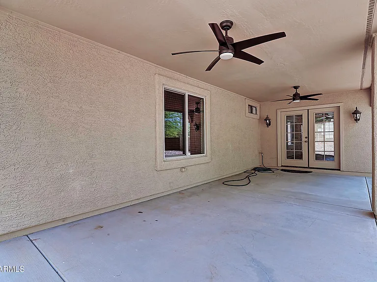 14004 N Sussex Pl — Photo 29