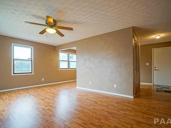 3rd image of 3327 W Lisa Ln