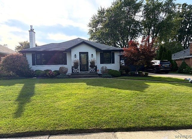1st image of 75 Coniston Rd