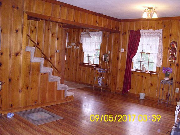 4th image of 23701 Lakeview Dr