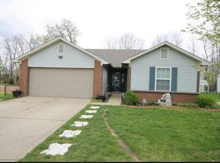 2292 W Fiesbeck Rd, Columbus, IN 47201