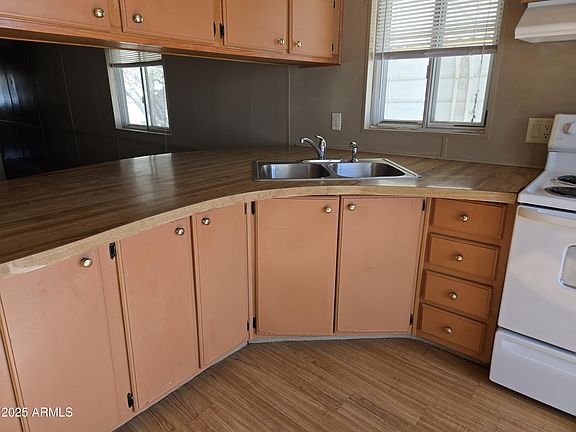 5th image of 4867 E BEVERS Street