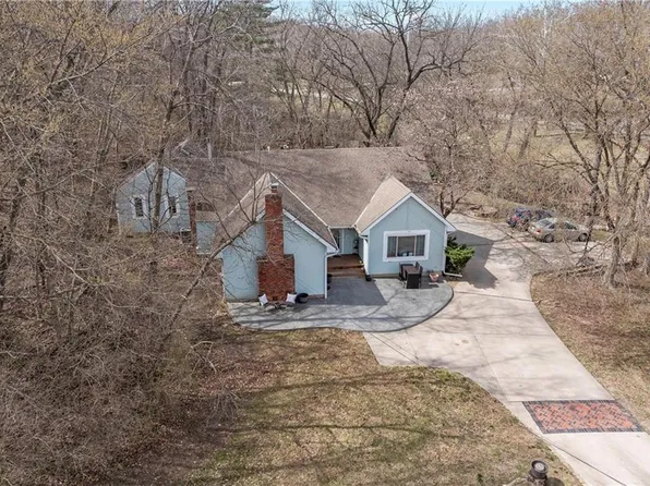 6814 NW Vista Ave, Kansas City, MO 64151