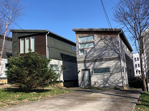 3rd image of 1309 Stainback Ave #A