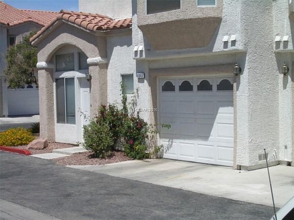 4th image of 4040 Castle Cove Dr #31