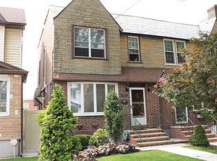 6612 77th Pl, Middle Village, NY 11379