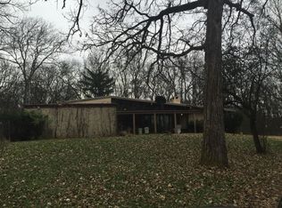 7S709 Rhodes St, Big Rock, IL 60511