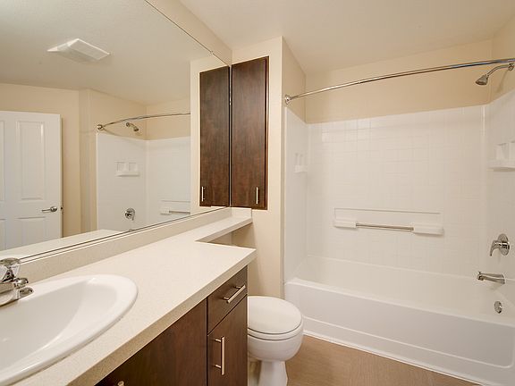 5th image of 101 Embarcadero W #4301
