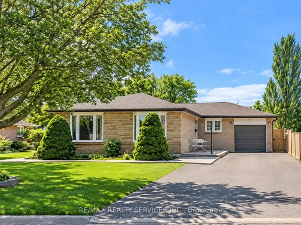 117 Brentwood Dr, Brampton, ON L6T 1R1