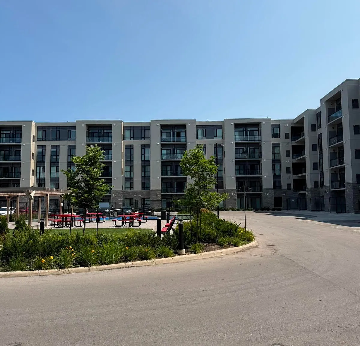 1 bed, $1,800 — Photo 2
