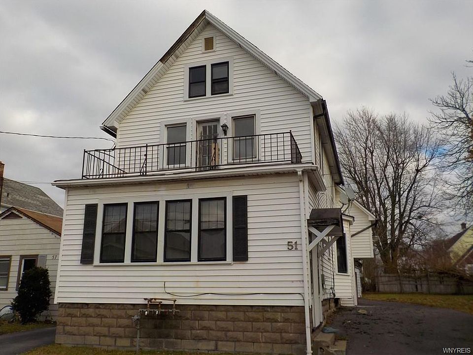 1st image of 51 E End Ave