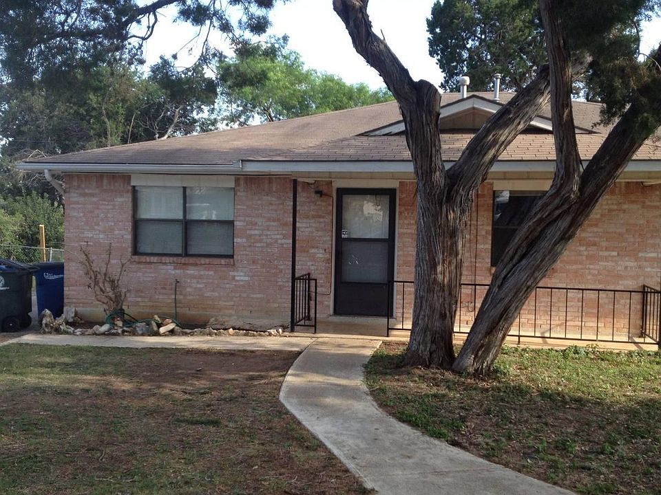 1st image of 325 Briarwood Dr