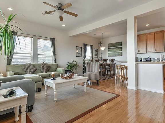 3rd image of 4018 Mendocino Dr