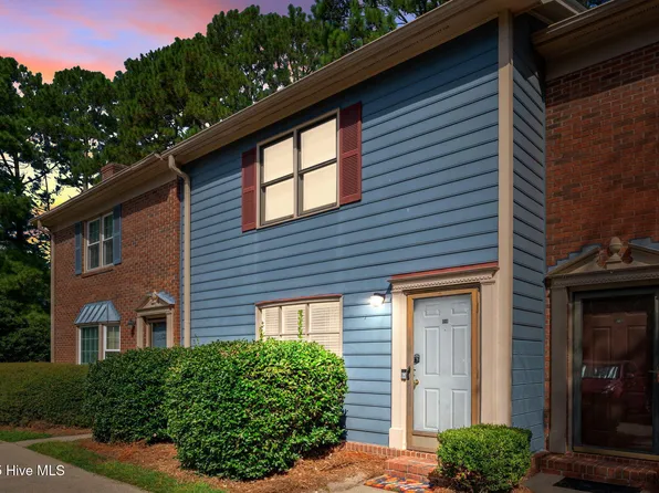 101 Laura Lane #C2, Greenville, NC 27858