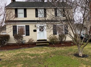 183 Yorkshire Rd, Rochester, NY 14609