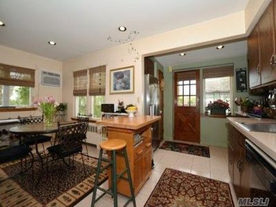 427 Wilson Blvd, Mineola, NY, 11501