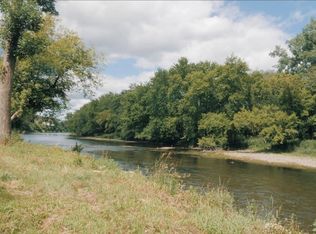 8th St SW, Rockford, IA 50468