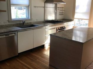 66 Columbia St #1LG, Brookline, MA 02446