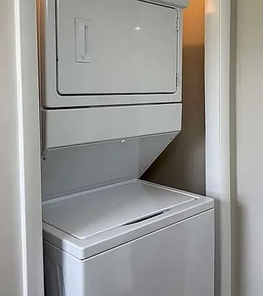 3rd image of 54 Haines Ave