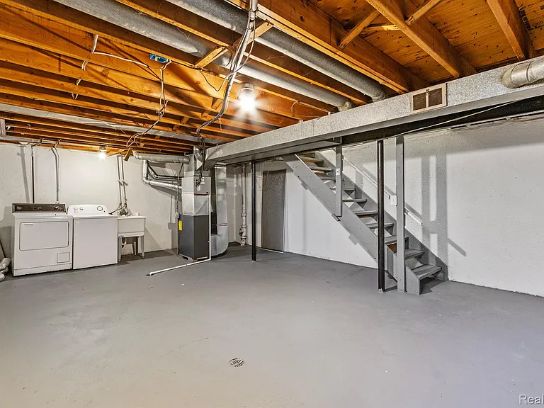 534 Saint Maron Pl #107 — Photo 11