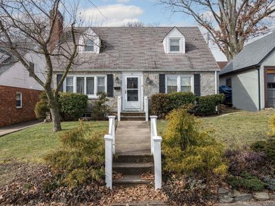 44 Clover Avenue, Floral Park, NY, 11001