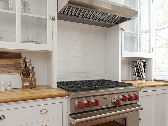 3rd image of 1811 Park Ave APT 3