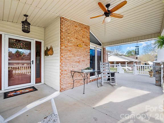 3rd image of 279 Plantation Rd #50