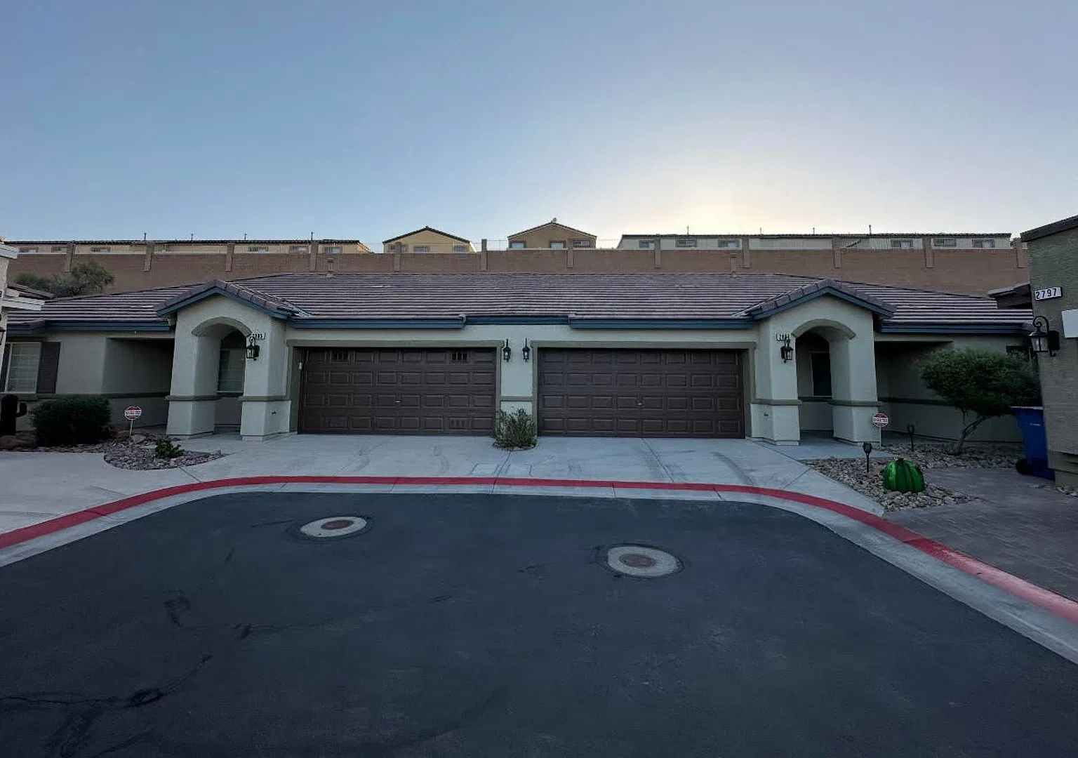 Beautiful 2 Bedroom 2 Bath Home — Photo 2
