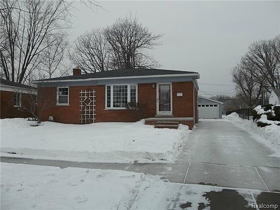2nd image of 21325 Willow Wisp St