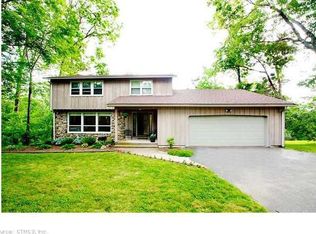 90 Indian Dr, Manchester, CT 06042