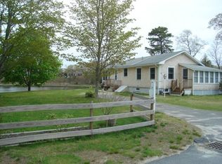 88 Circuit Ave, Wareham, MA 02571