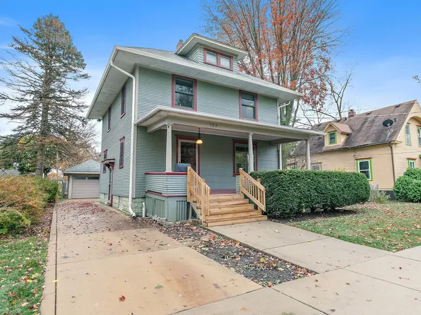 163 Orchard St, Elgin, IL 60123