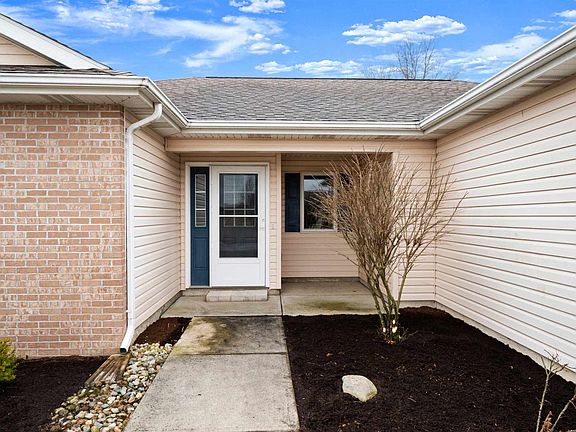 4th image of 3009 Marguerite Dr