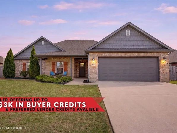 911 Hancock St, Prairie Grove, AR 72753