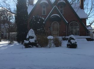 3558 Saint Albans Rd, Cleveland Heights, OH 44121