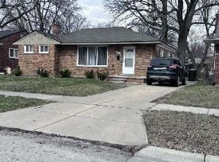 14620 Pearson St, Oak Park, MI 48237