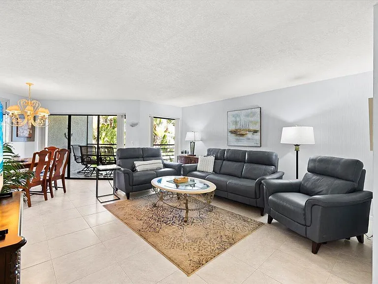 5851 Camino Del Sol #203 — Photo 7