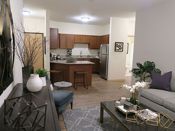 2nd image of 17088 Adelmann St SE #Cv2-213