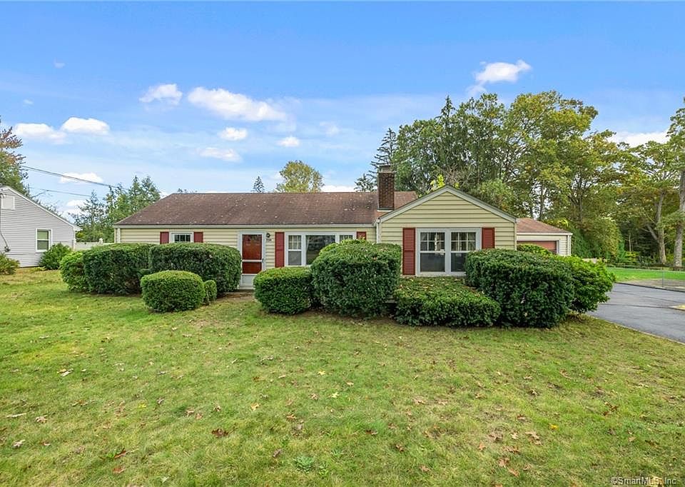 908 Matianuck Ave, Windsor, CT 06095 Zillow
