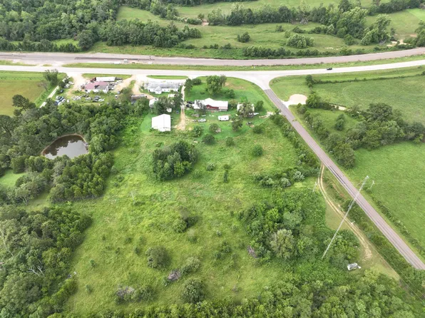 2730 Ozark Avenue, Cabool, MO 65689