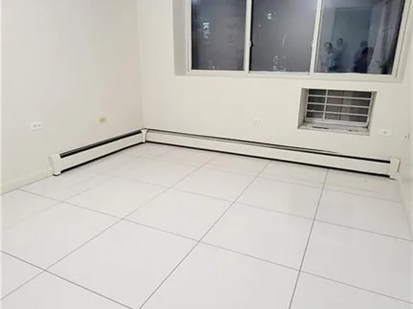 629 51st St APT 1D, Brooklyn, NY 11220