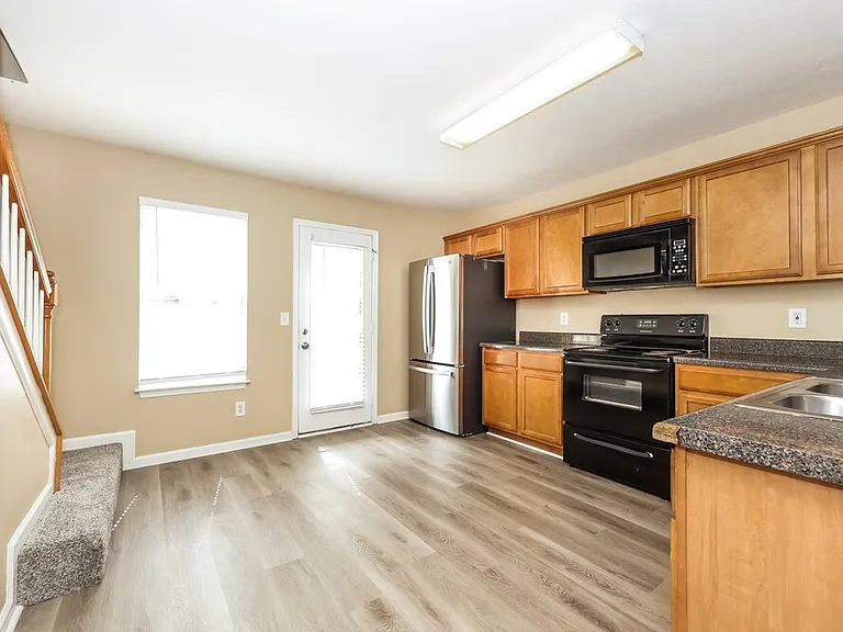 8034 Logan Dr — Photo 7