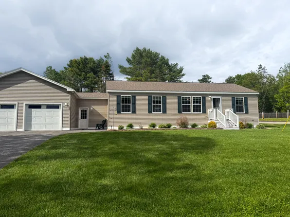 29 Begin Terrace, Sabattus, ME 04280